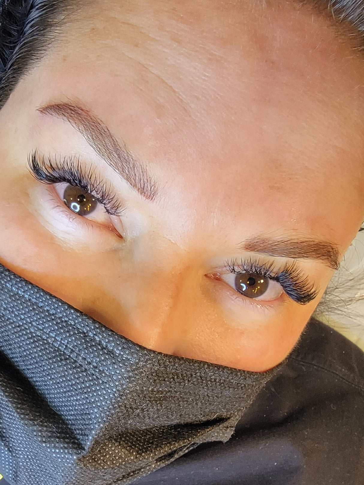 Sourcils avec Annie